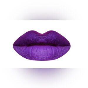 Purple liquid matte lipstick 💄 💜
